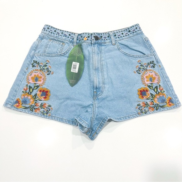 FARM RIO Summer Garden Embroidered Denim Shorts – Size 31 NWT - Picture 2 of 16